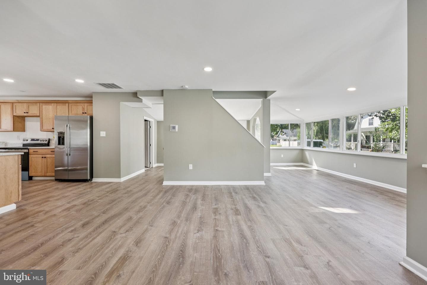 4721 Girton Avenue photo 10