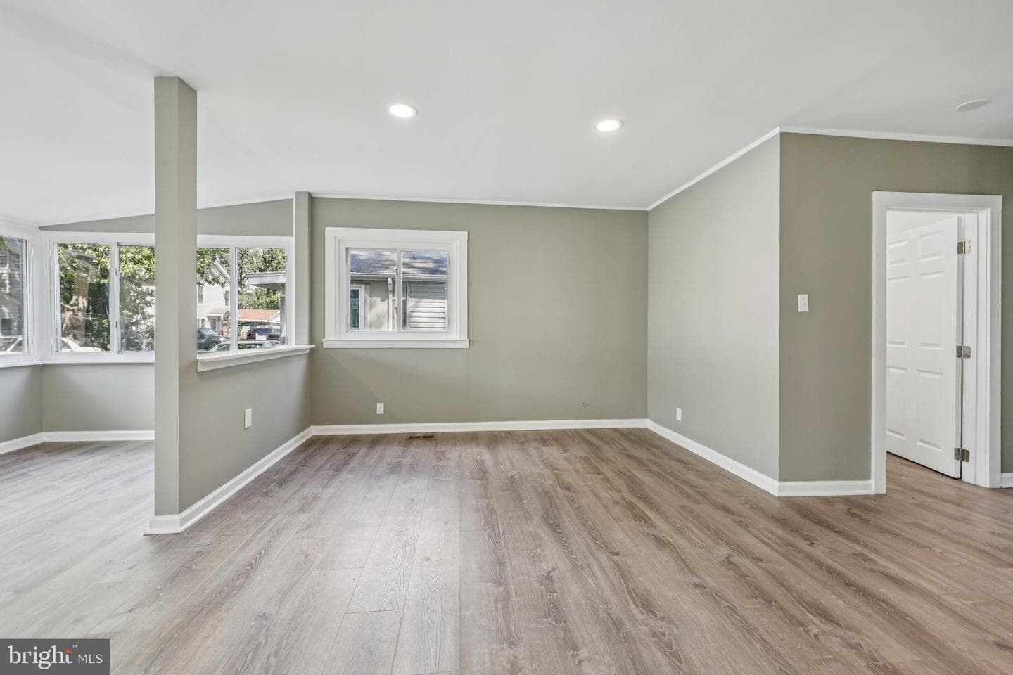4721 Girton Avenue photo 29