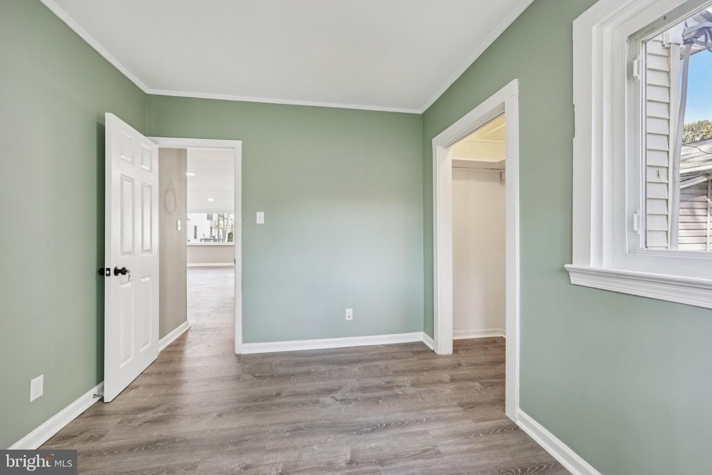 4721 Girton Avenue photo 31