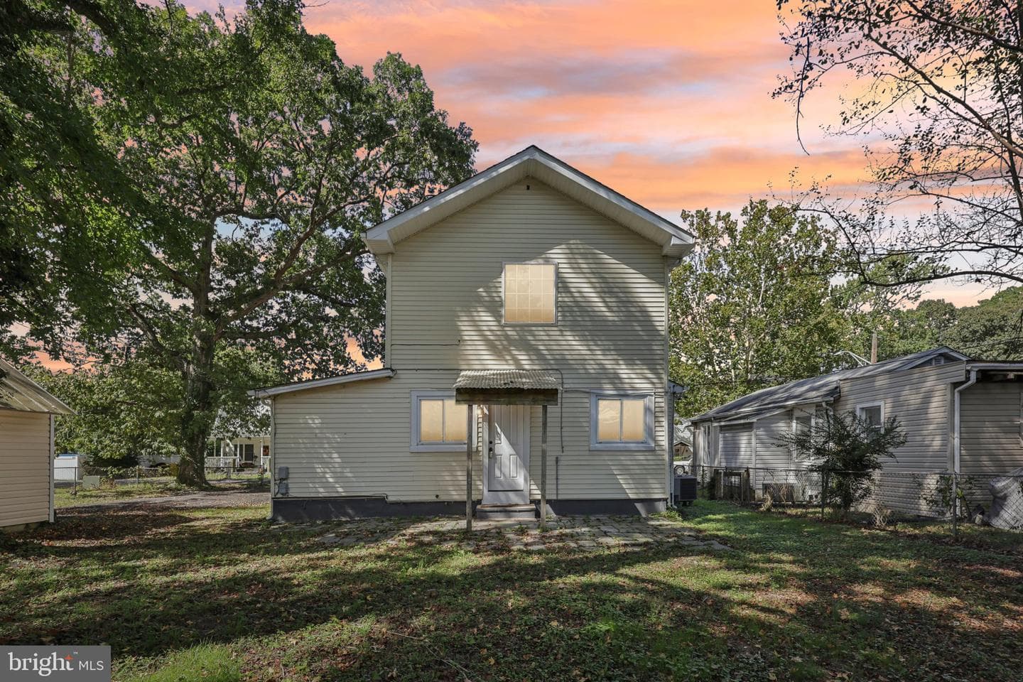 4721 Girton Avenue photo 45