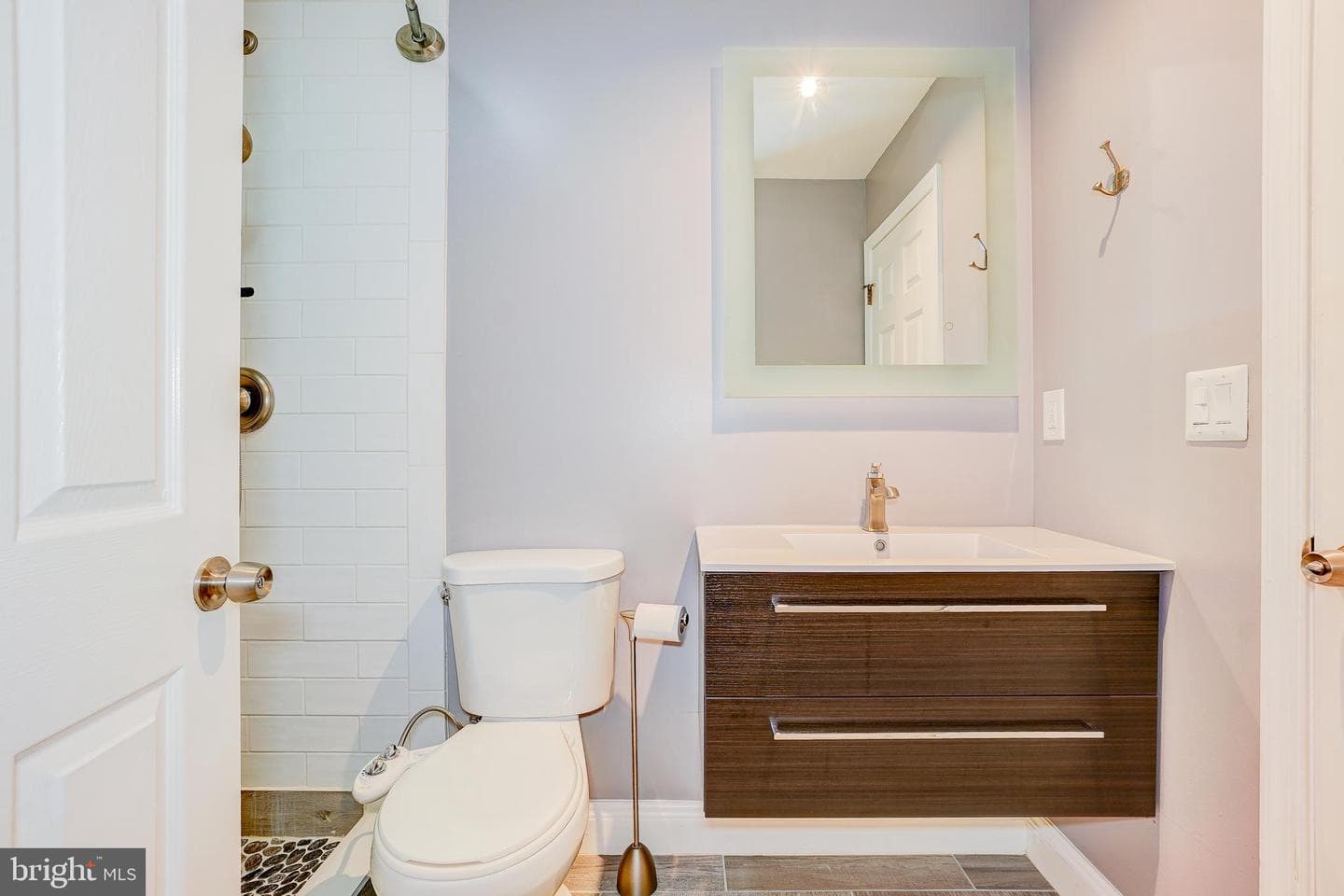 13 Wainwright Avenue photo 28