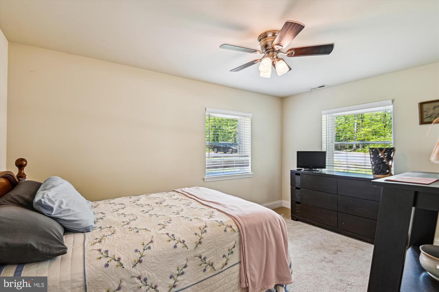 8013 Baileys Lane photo 33