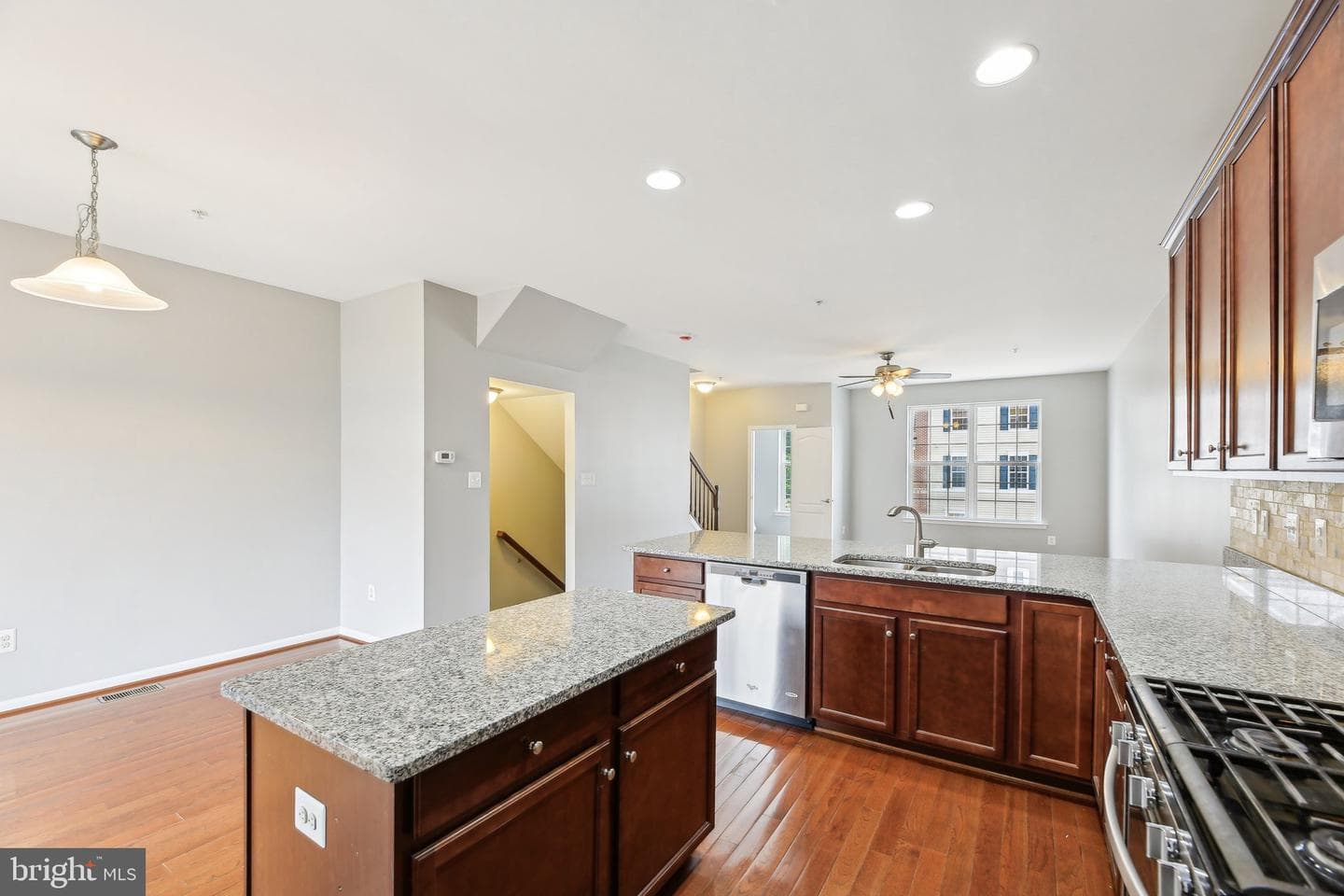 8538 Golden Eagle Lane photo 11