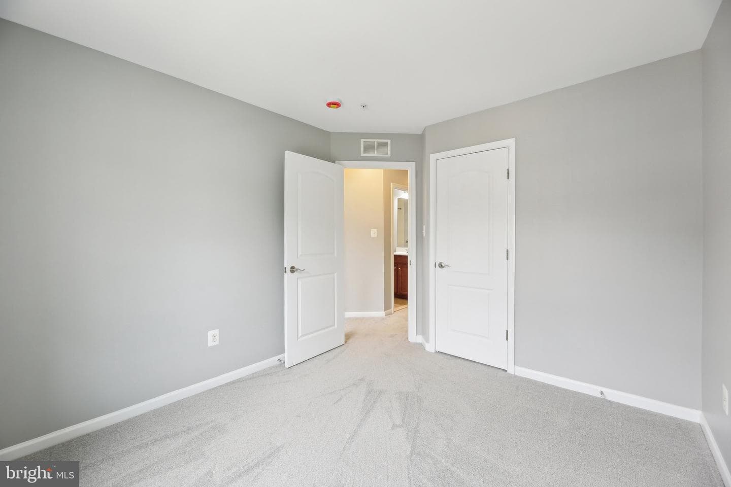 8538 Golden Eagle Lane photo 22