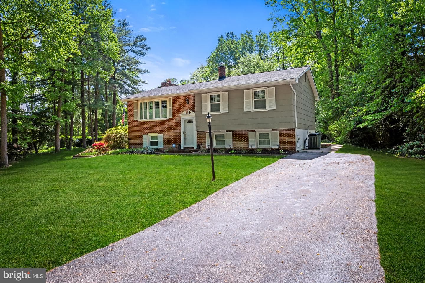 385 N Shore Road photo 2