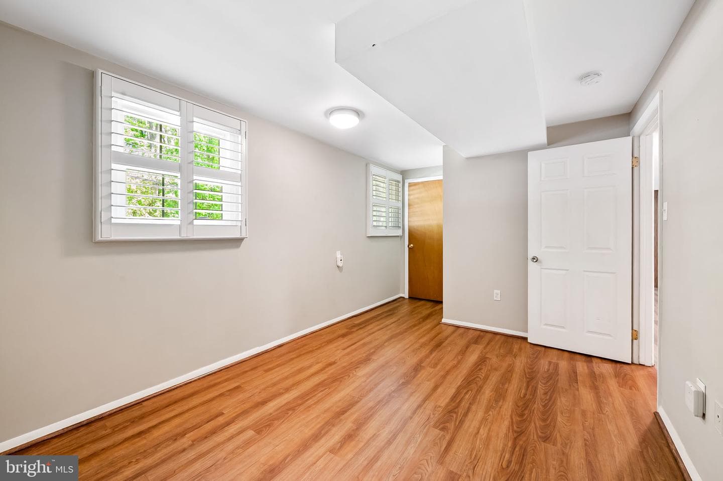 385 N Shore Road photo 31