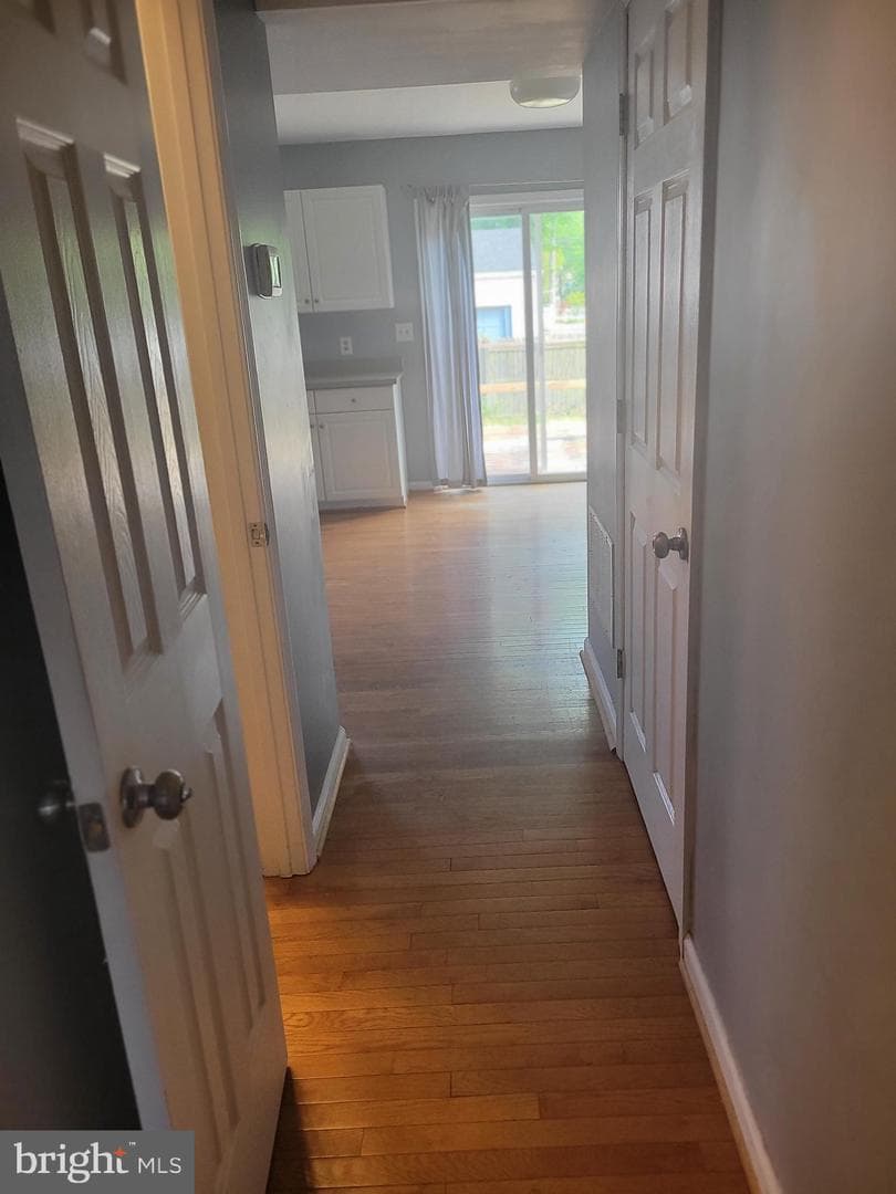 801 Selby Blvd photo 13
