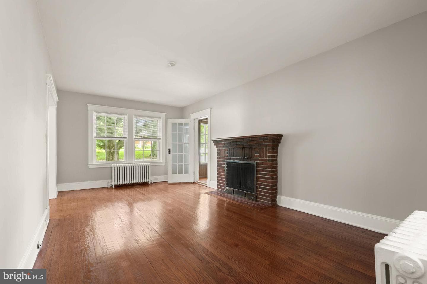 331 E Maple Road photo 17