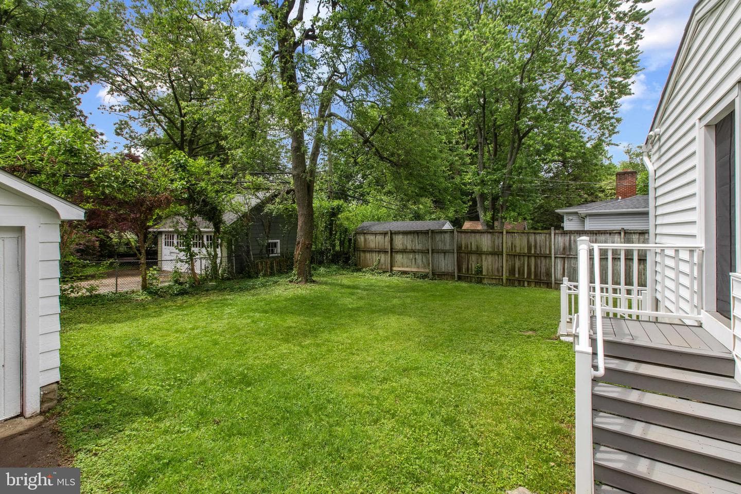 331 E Maple Road photo 48