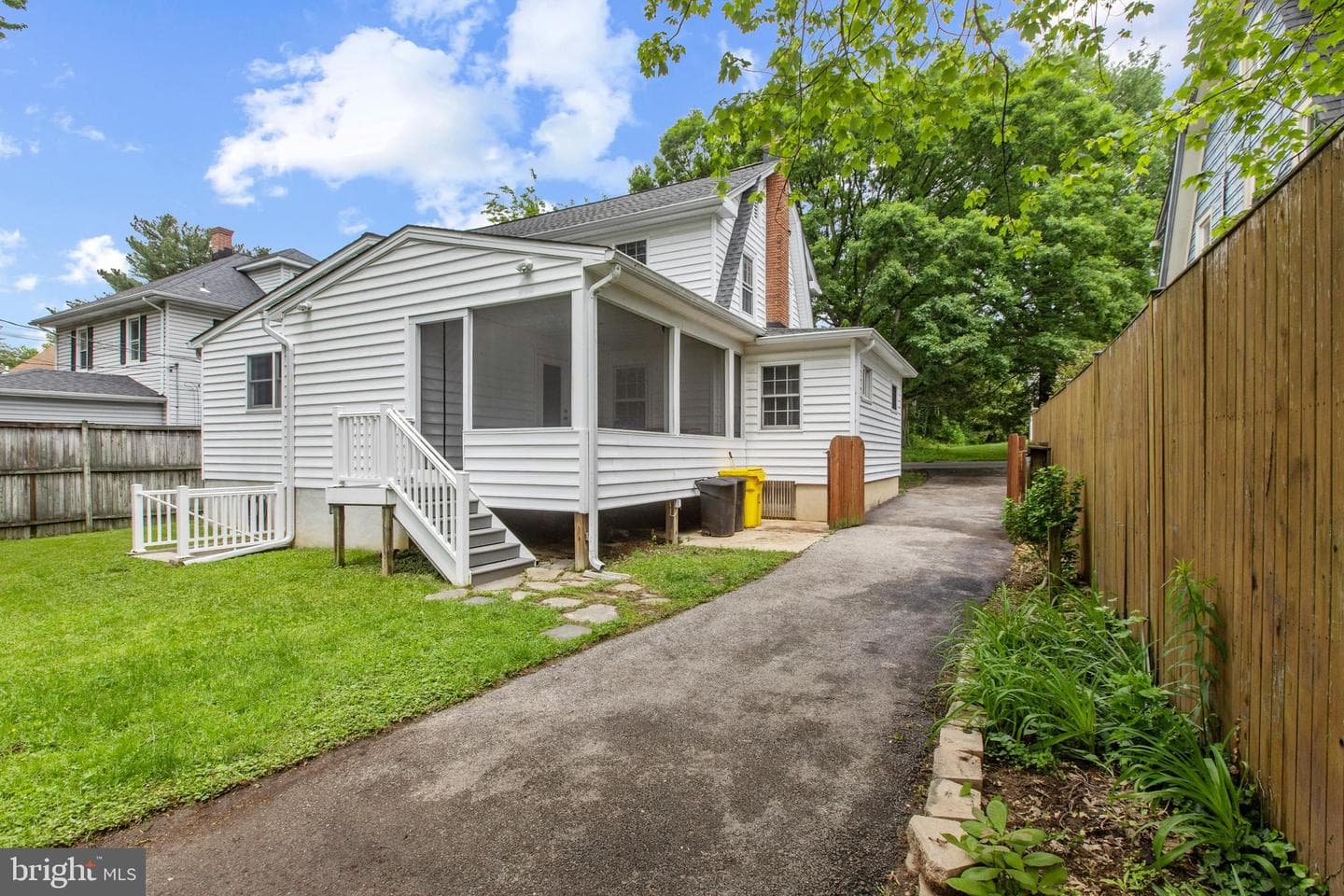 331 E Maple Road photo 51