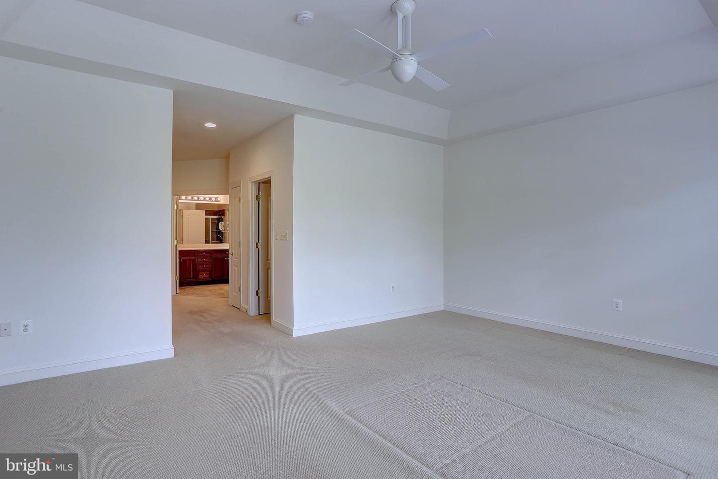 25 Hunting Court photo 41