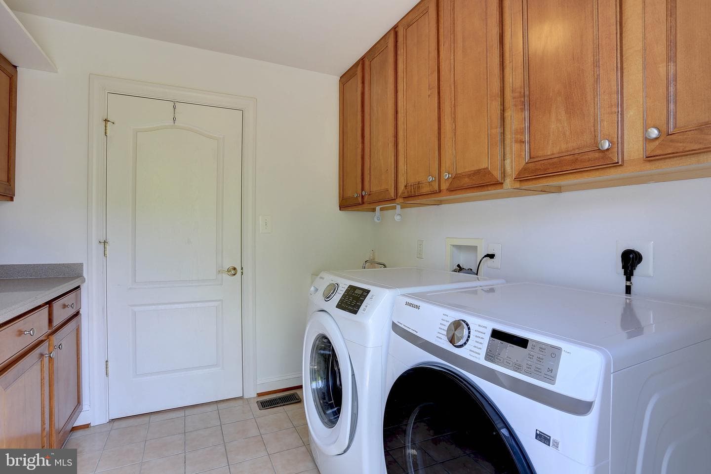 25 Hunting Court photo 51