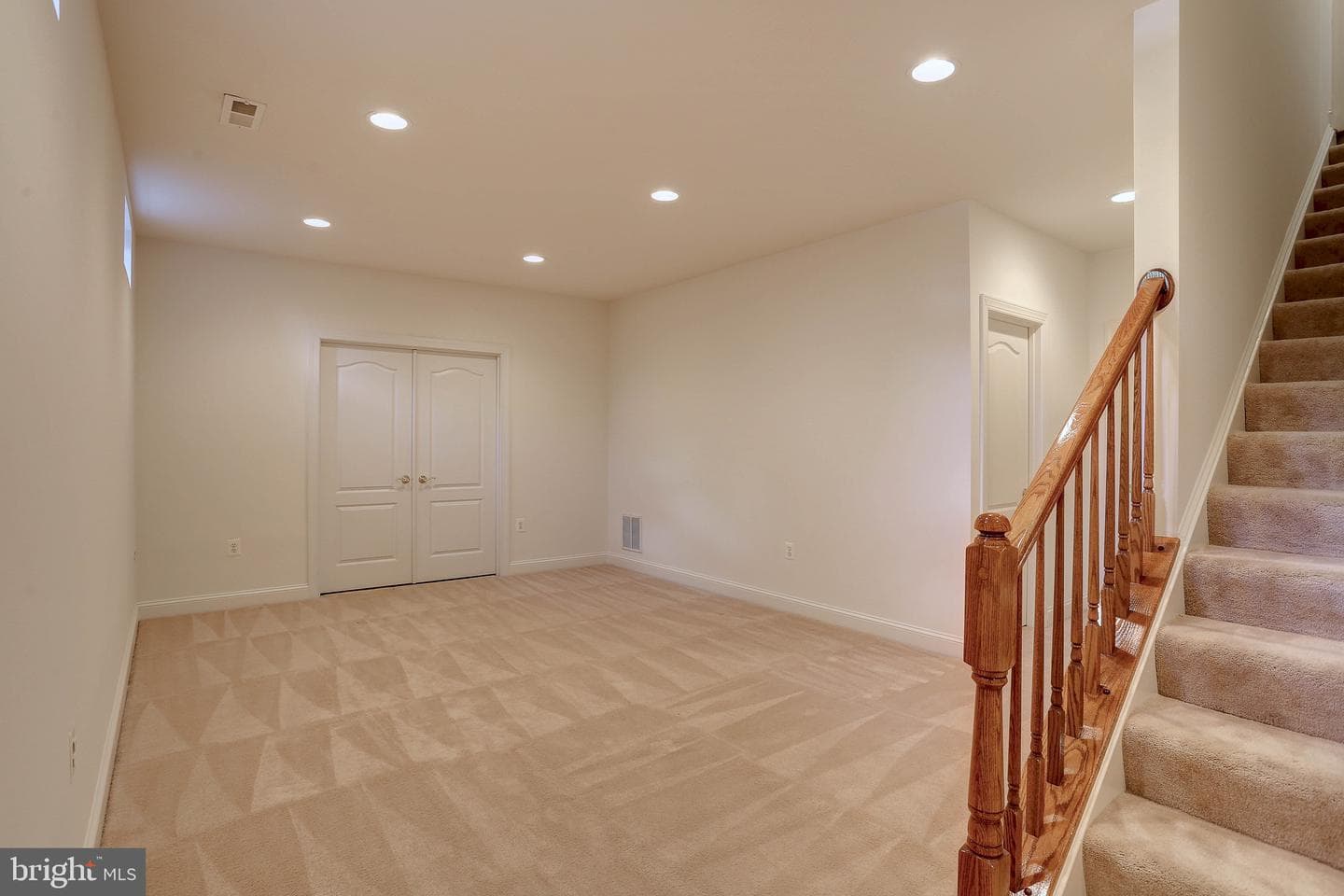 25 Hunting Court photo 55