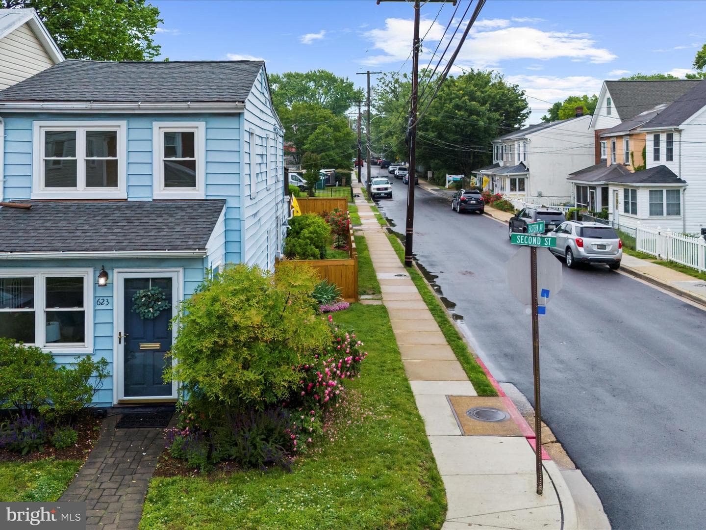 623 Second Street photo 4