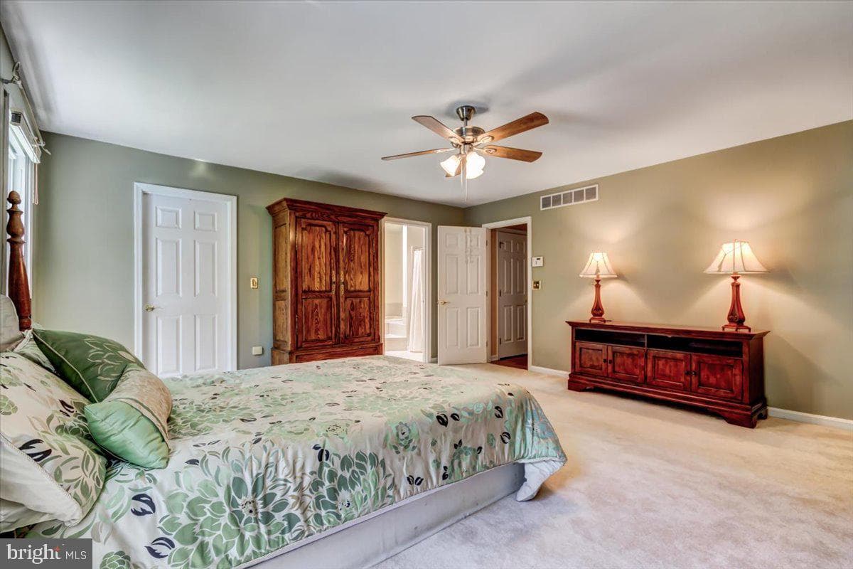 9180 Rolling Meadow Run photo 16