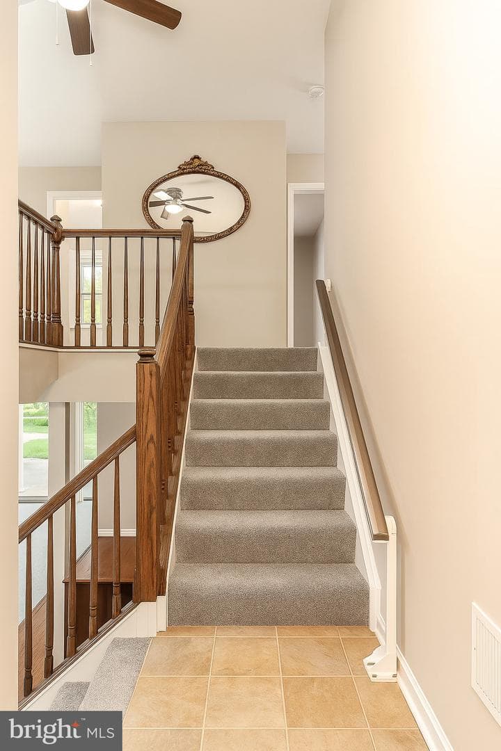 7103 Avesbury Lane photo 13