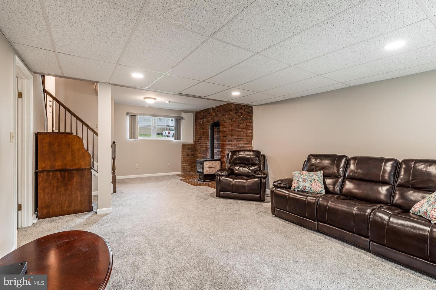 7103 Avesbury Lane photo 38