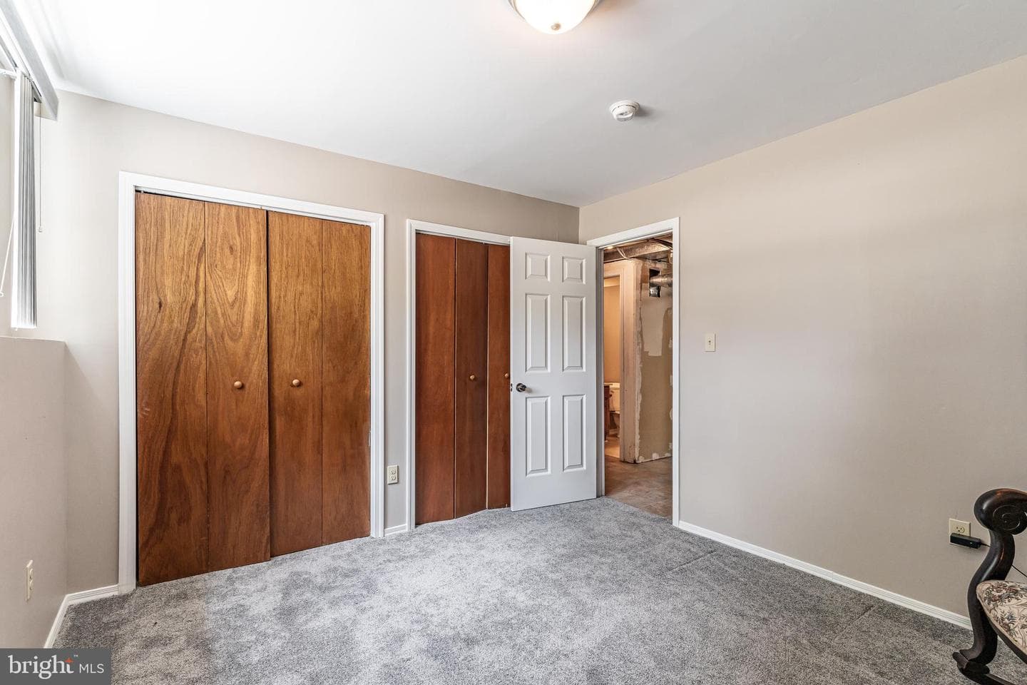 7103 Avesbury Lane photo 40