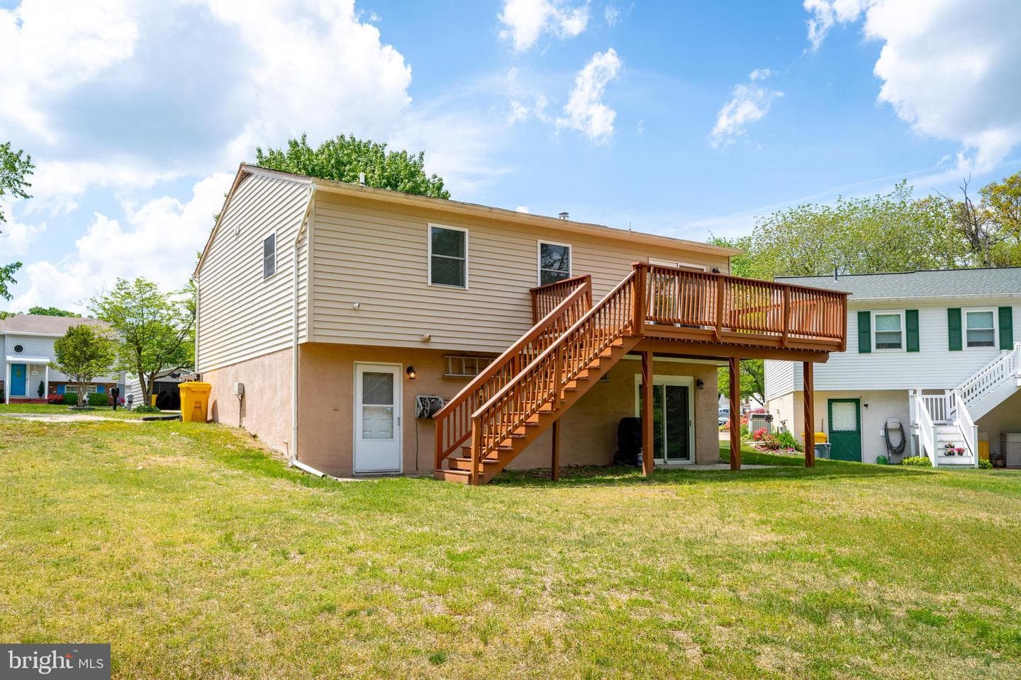 7103 Avesbury Lane photo 44