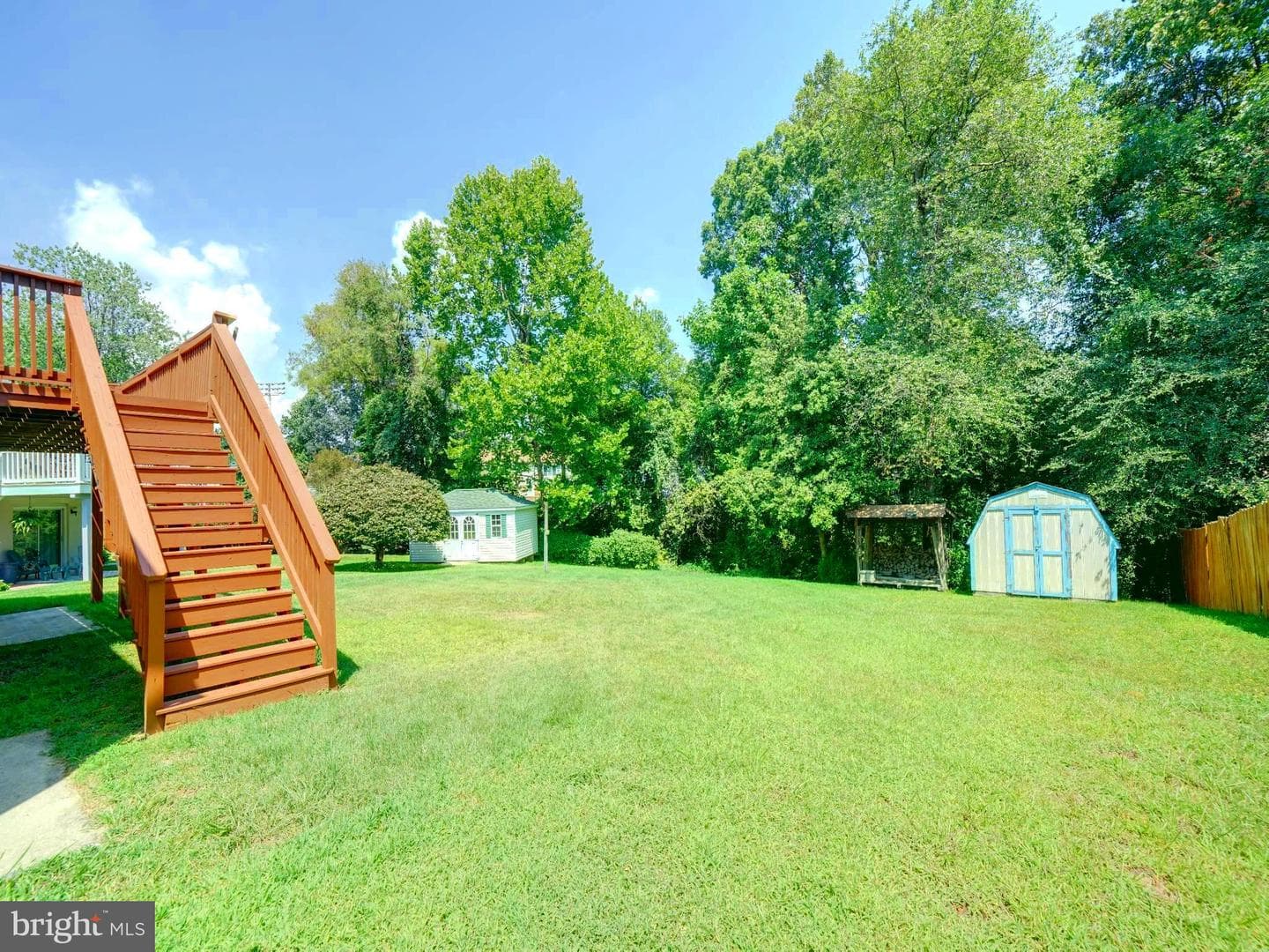 7103 Avesbury Lane photo 9