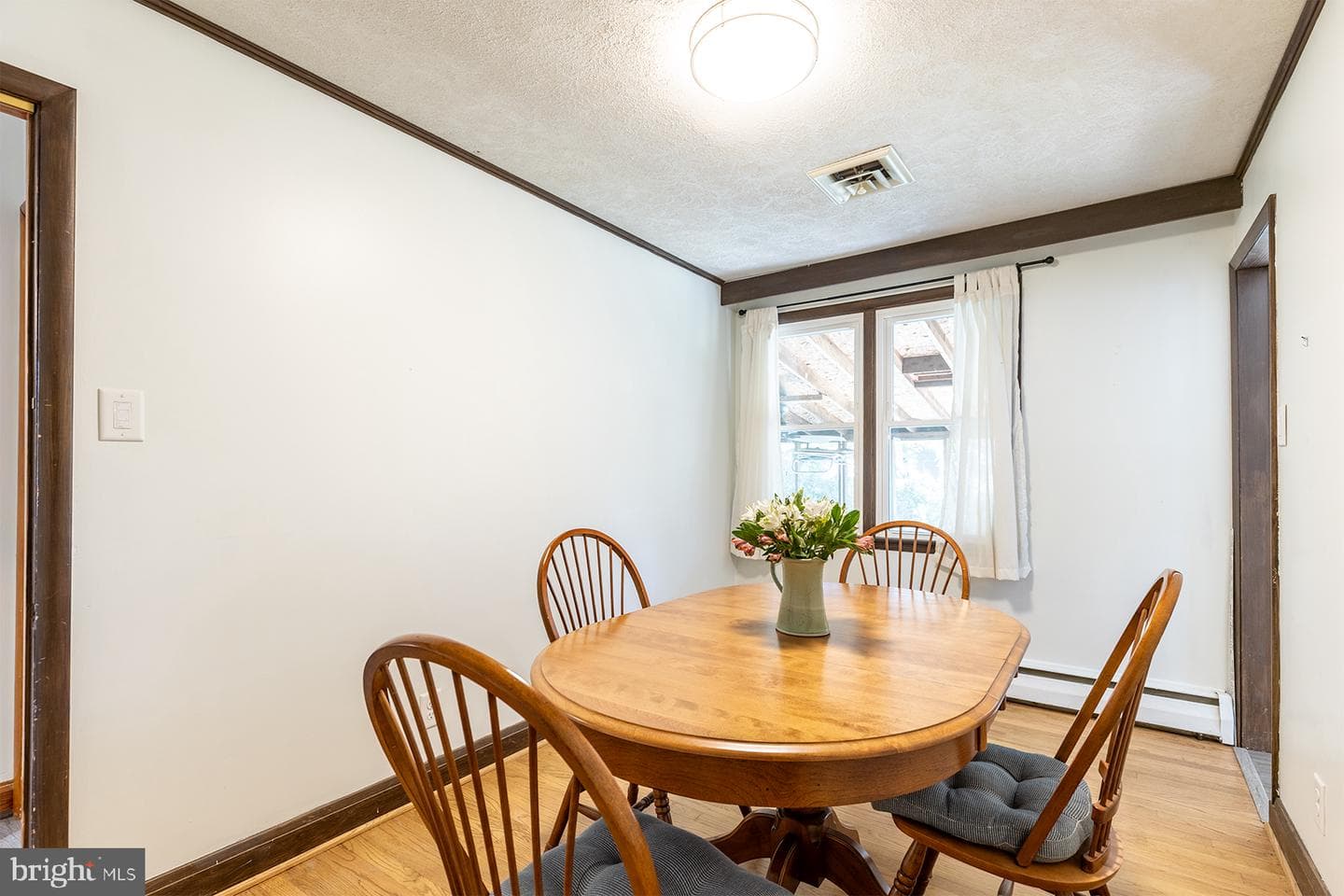 8422 Geneva Road photo 9