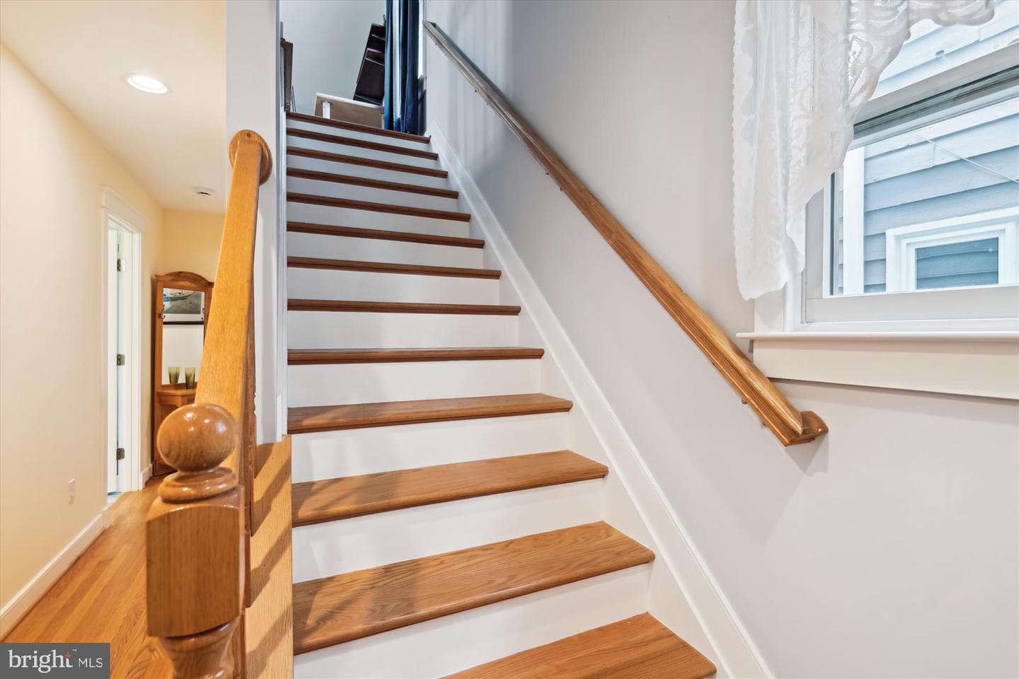 541 Second Street photo 25