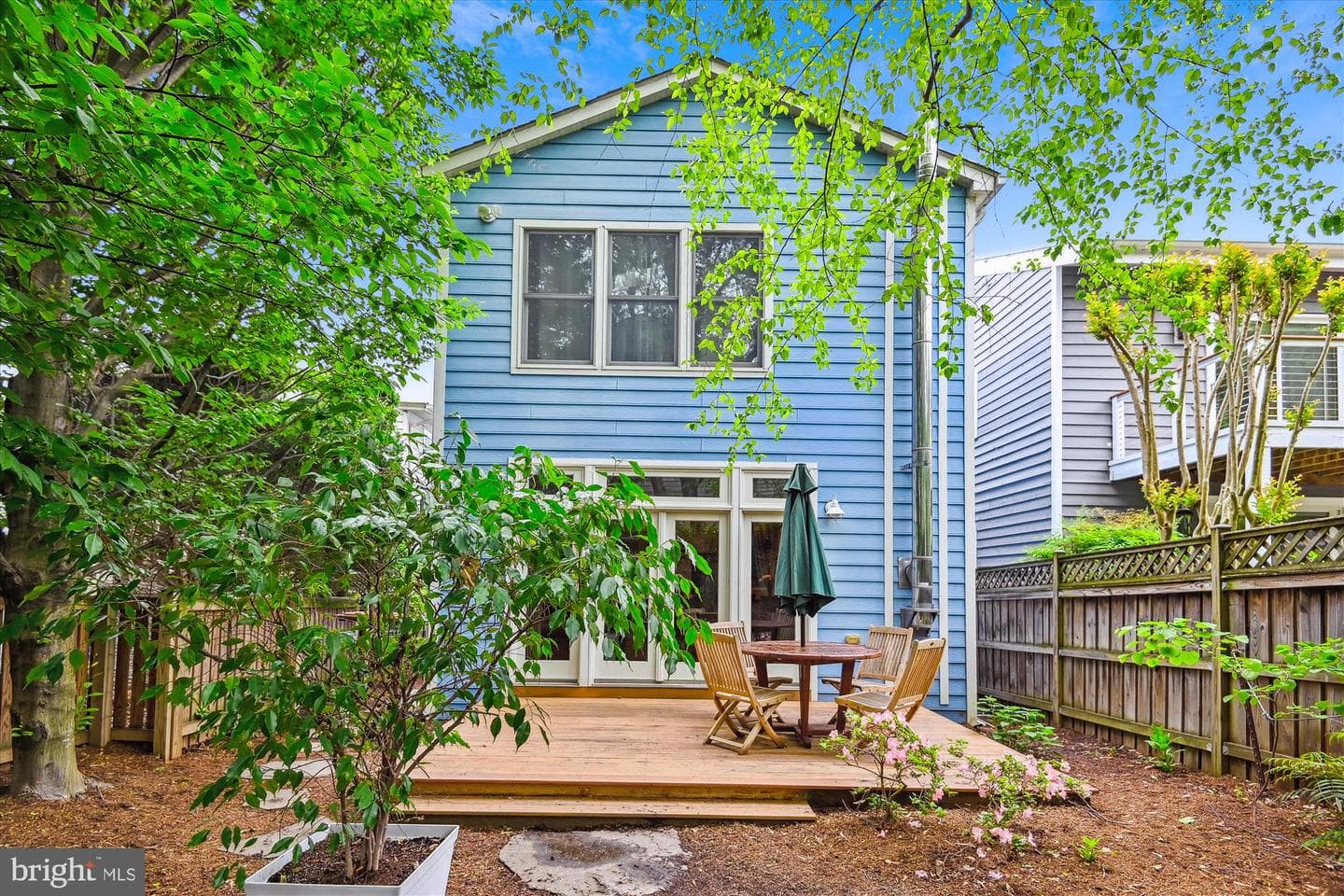 541 Second Street photo 34