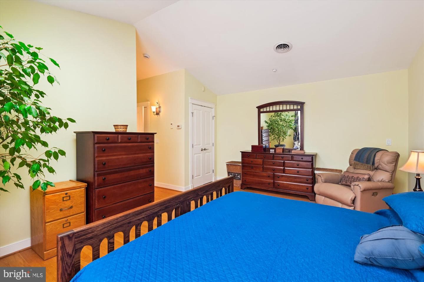 541 Second Street photo 53