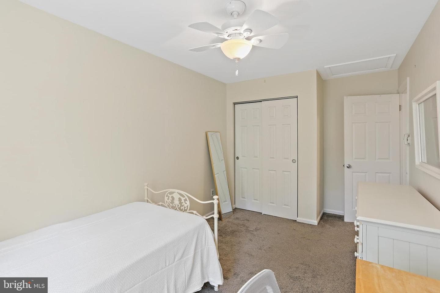 262 North Drive photo 27