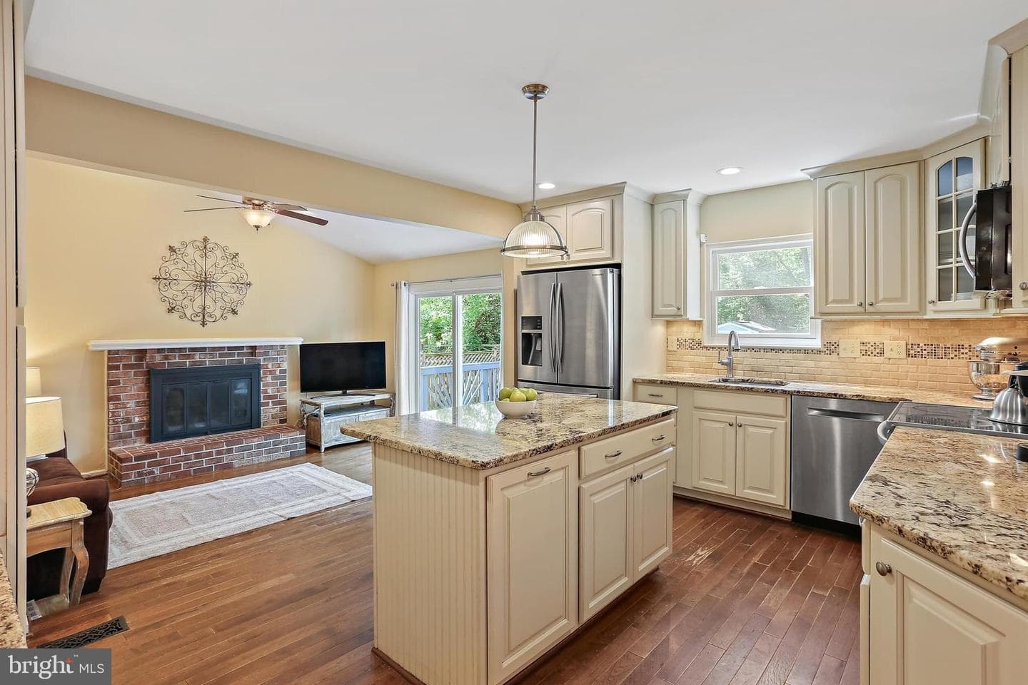 262 North Drive photo 5