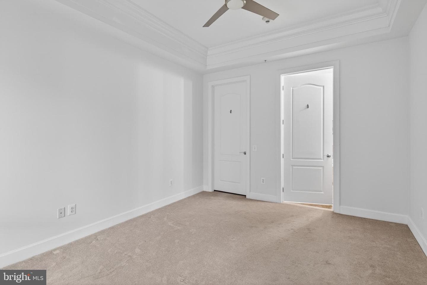 1915 Towne Centre Boulevard #807 photo 32