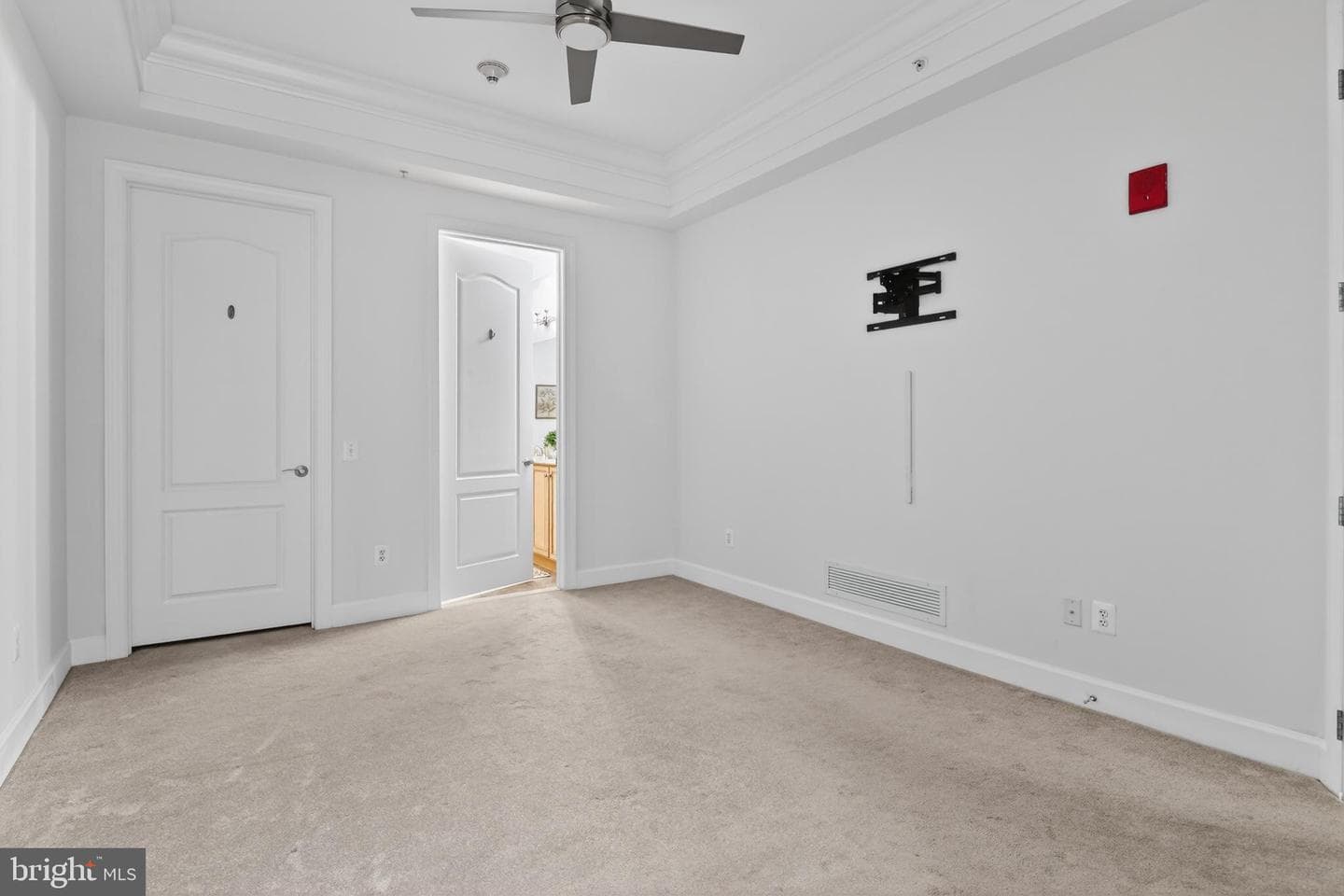 1915 Towne Centre Boulevard #807 photo 33