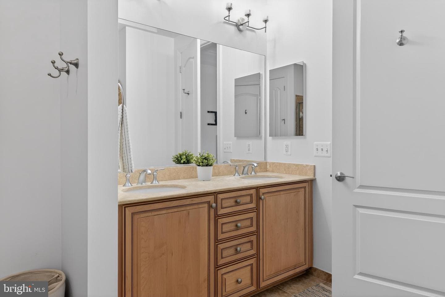 1915 Towne Centre Boulevard #807 photo 45