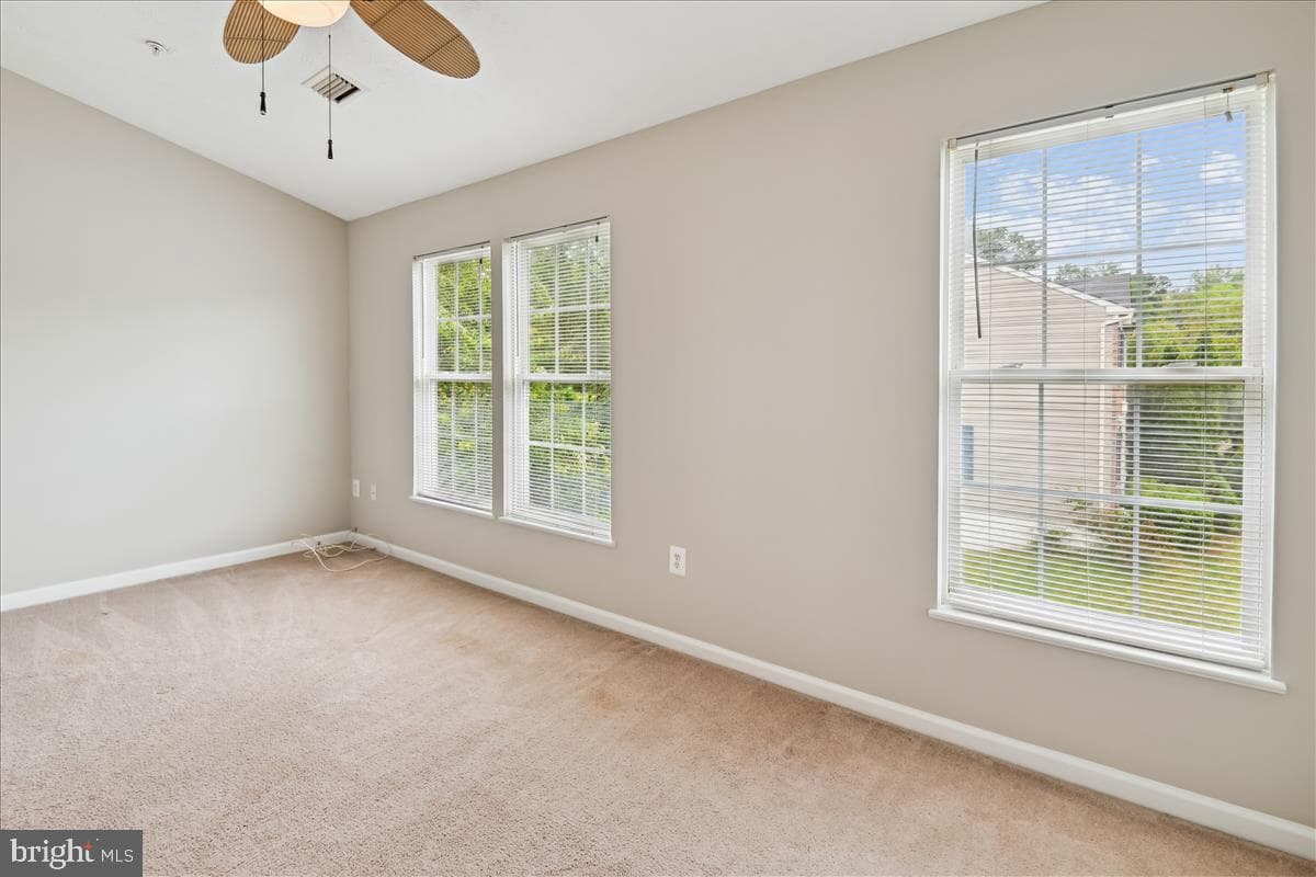 977 Chestnut Manor Court photo 23