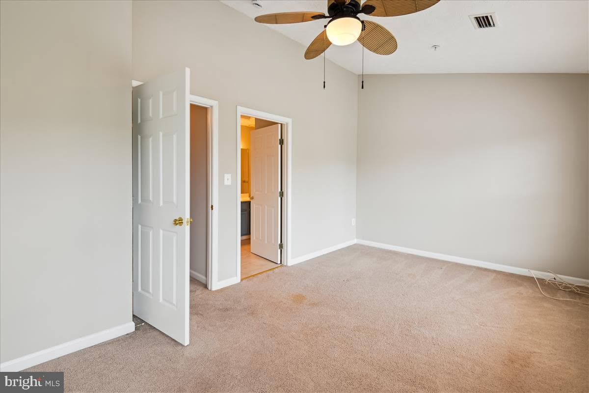 977 Chestnut Manor Court photo 31