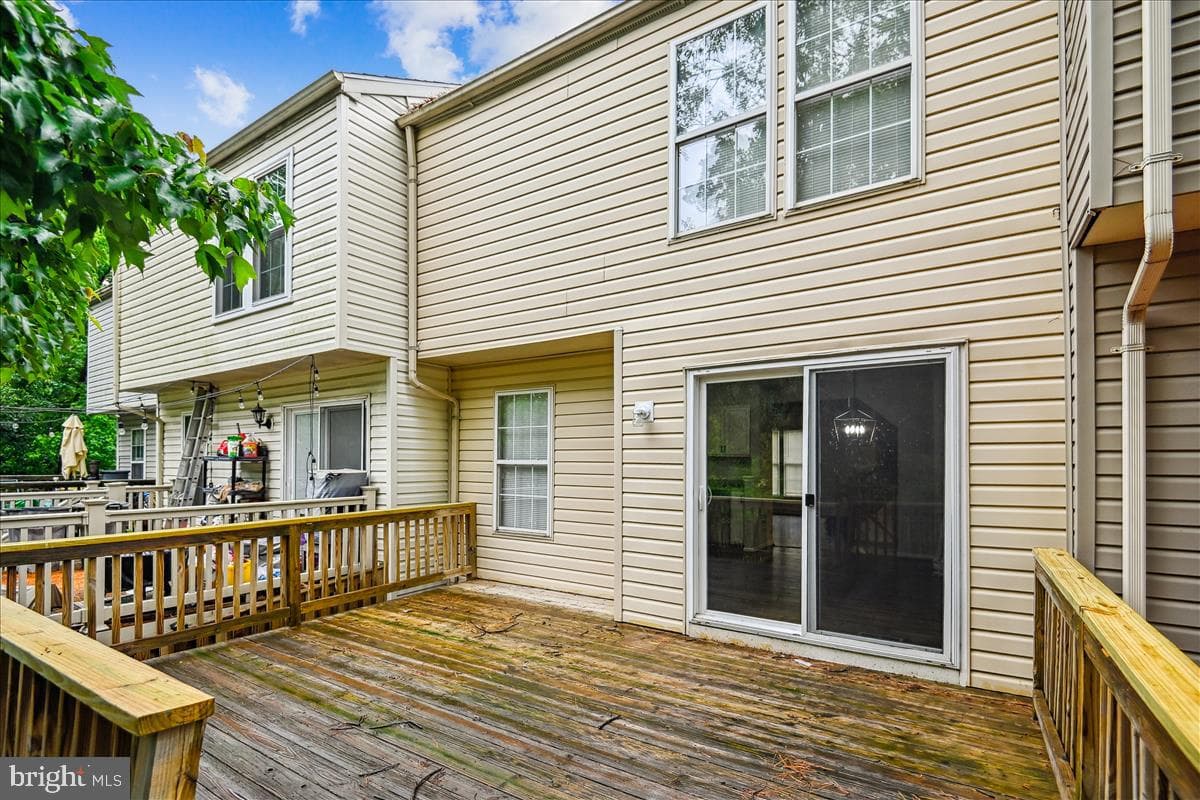 977 Chestnut Manor Court photo 44