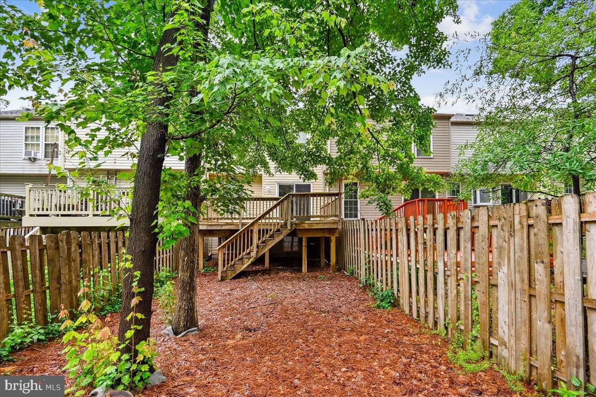 977 Chestnut Manor Court photo 48