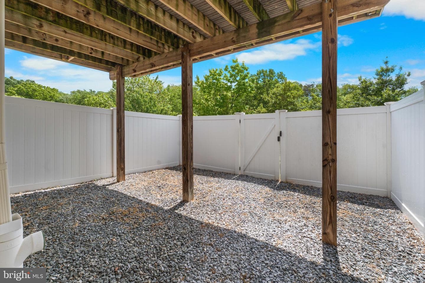 7258 Mockingbird Circle photo 14