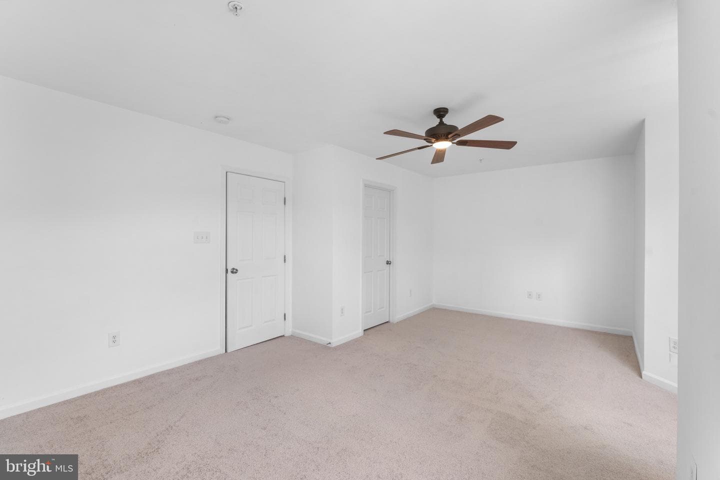 7258 Mockingbird Circle photo 34