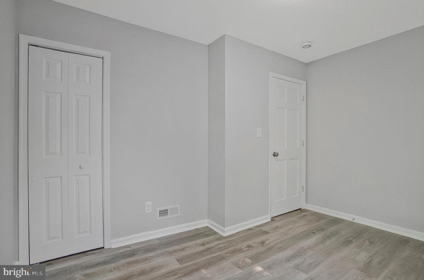 404 Nancy Avenue photo 16