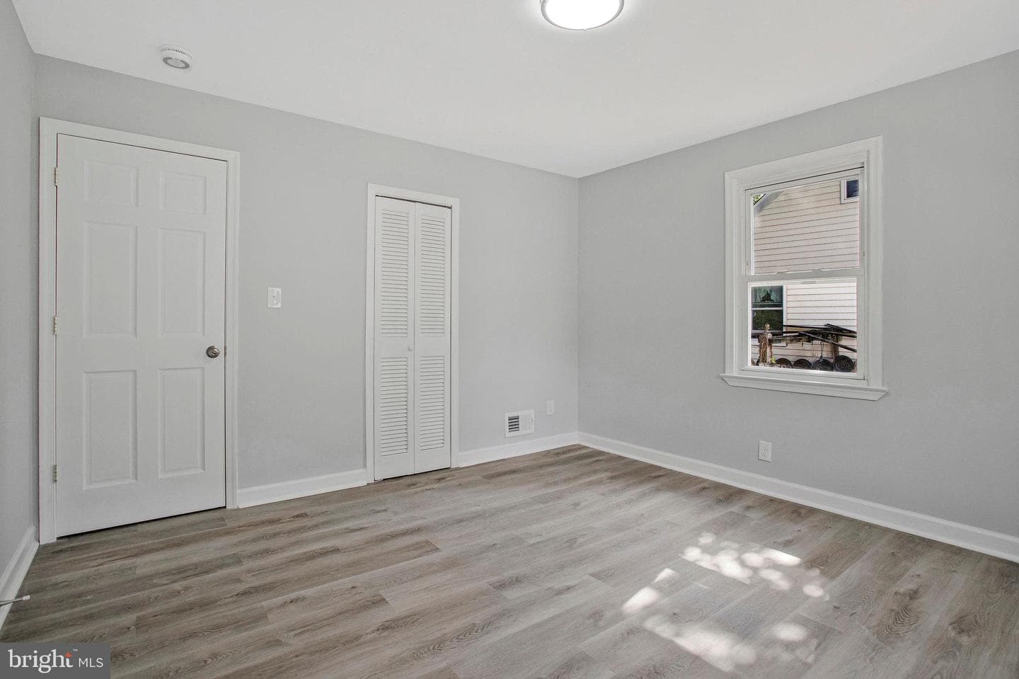 404 Nancy Avenue photo 18