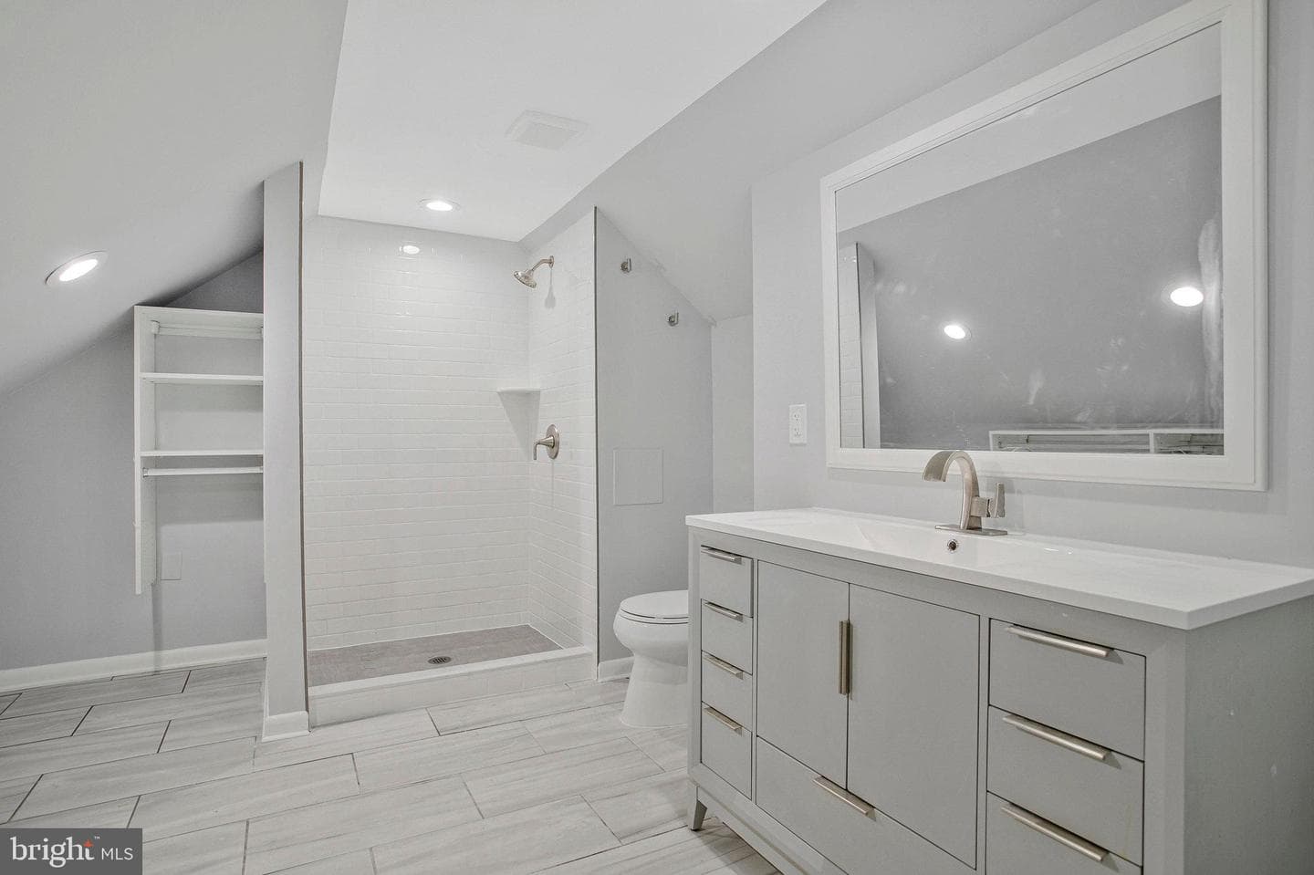 404 Nancy Avenue photo 25