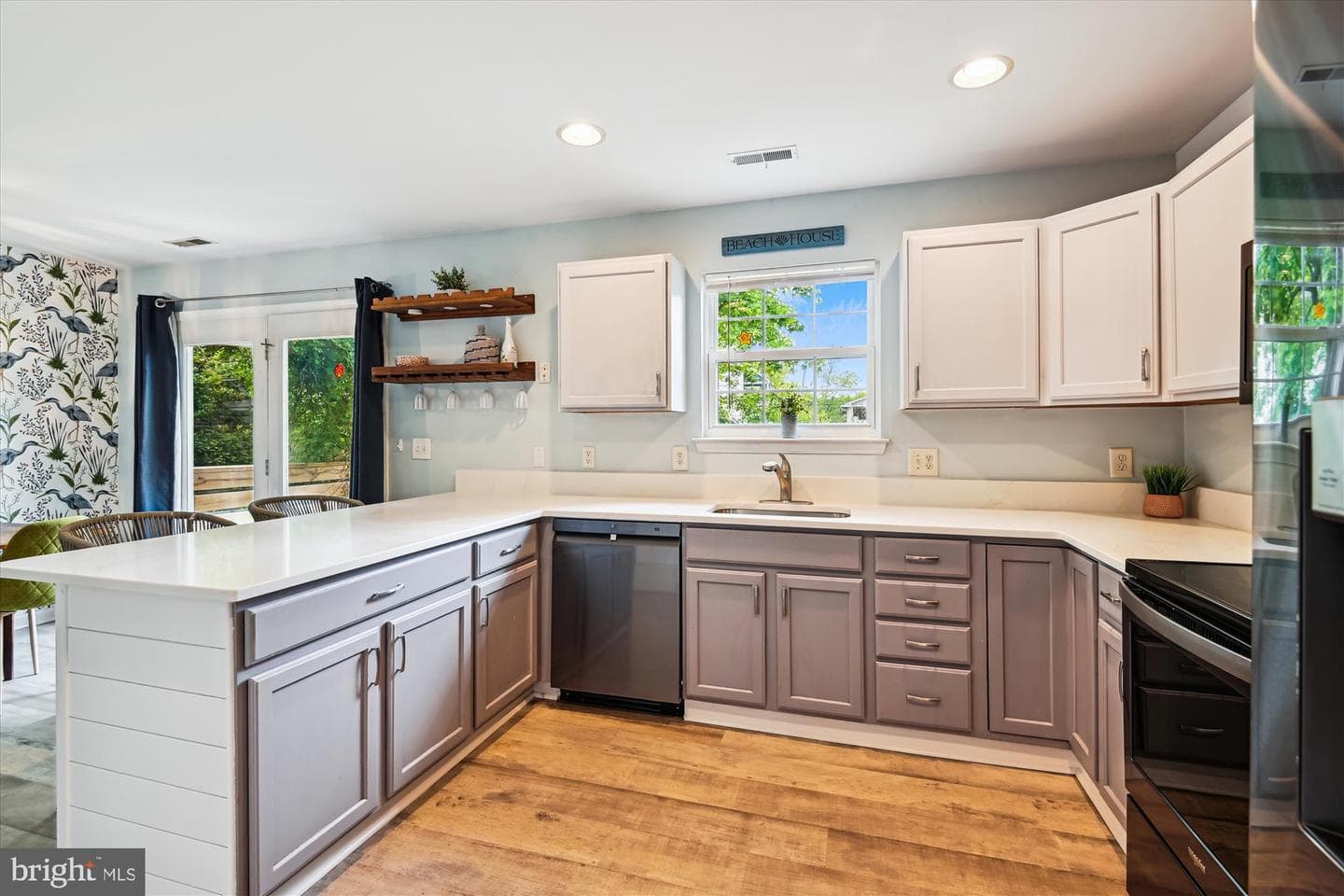 3331 Arundel On The Bay Road photo 4