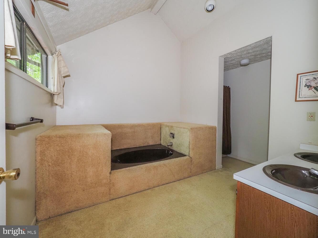 524 Ridge Road photo 36