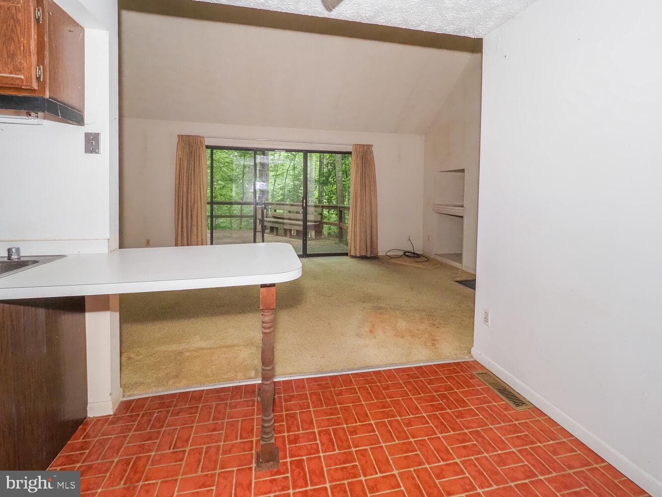 524 Ridge Road photo 8