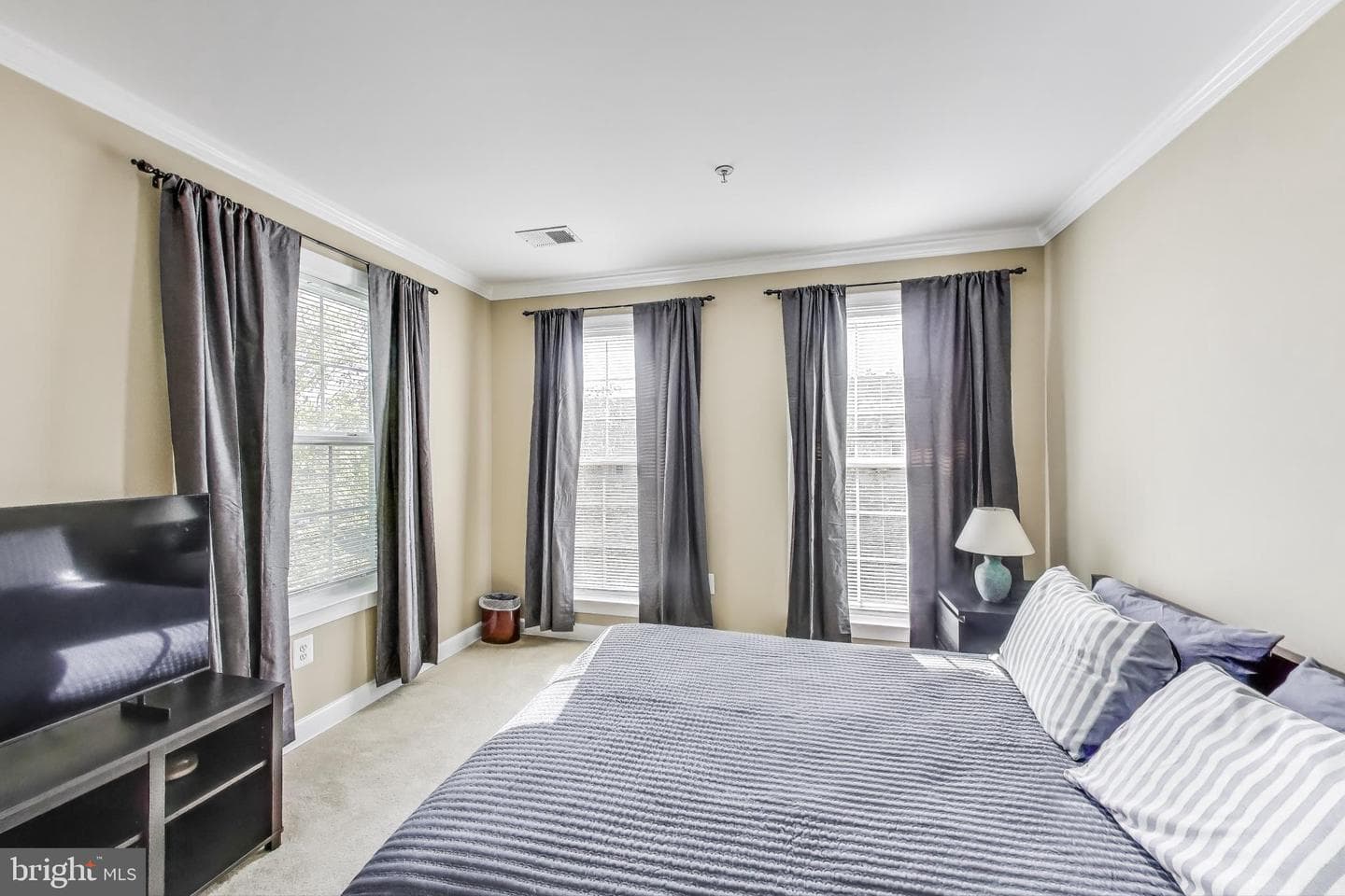 3428 Carriage Walk Court #14-B photo 16