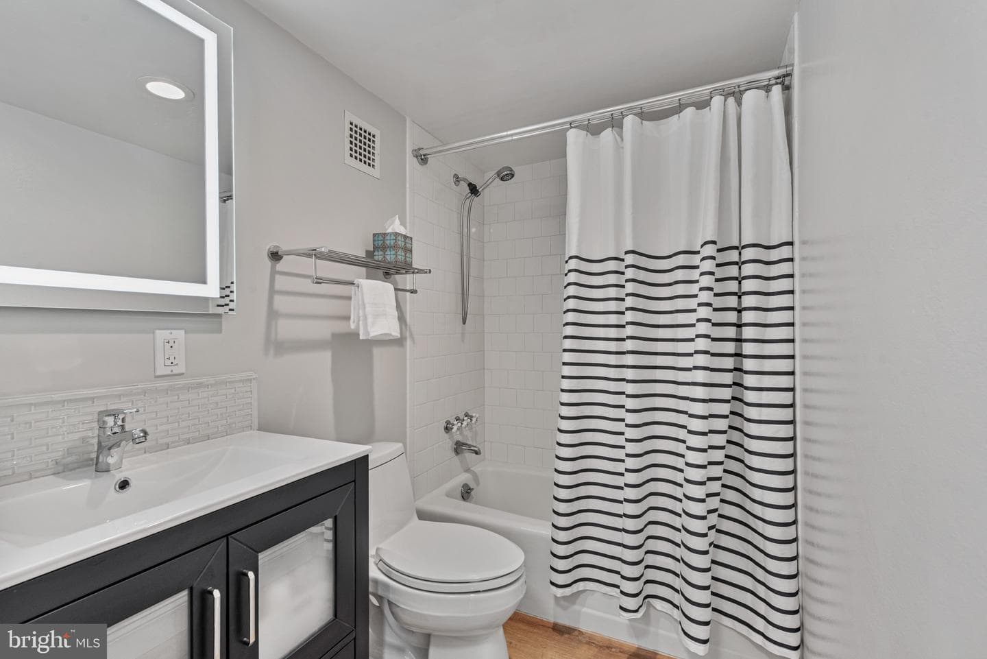 316 Burnside Street #501 photo 30
