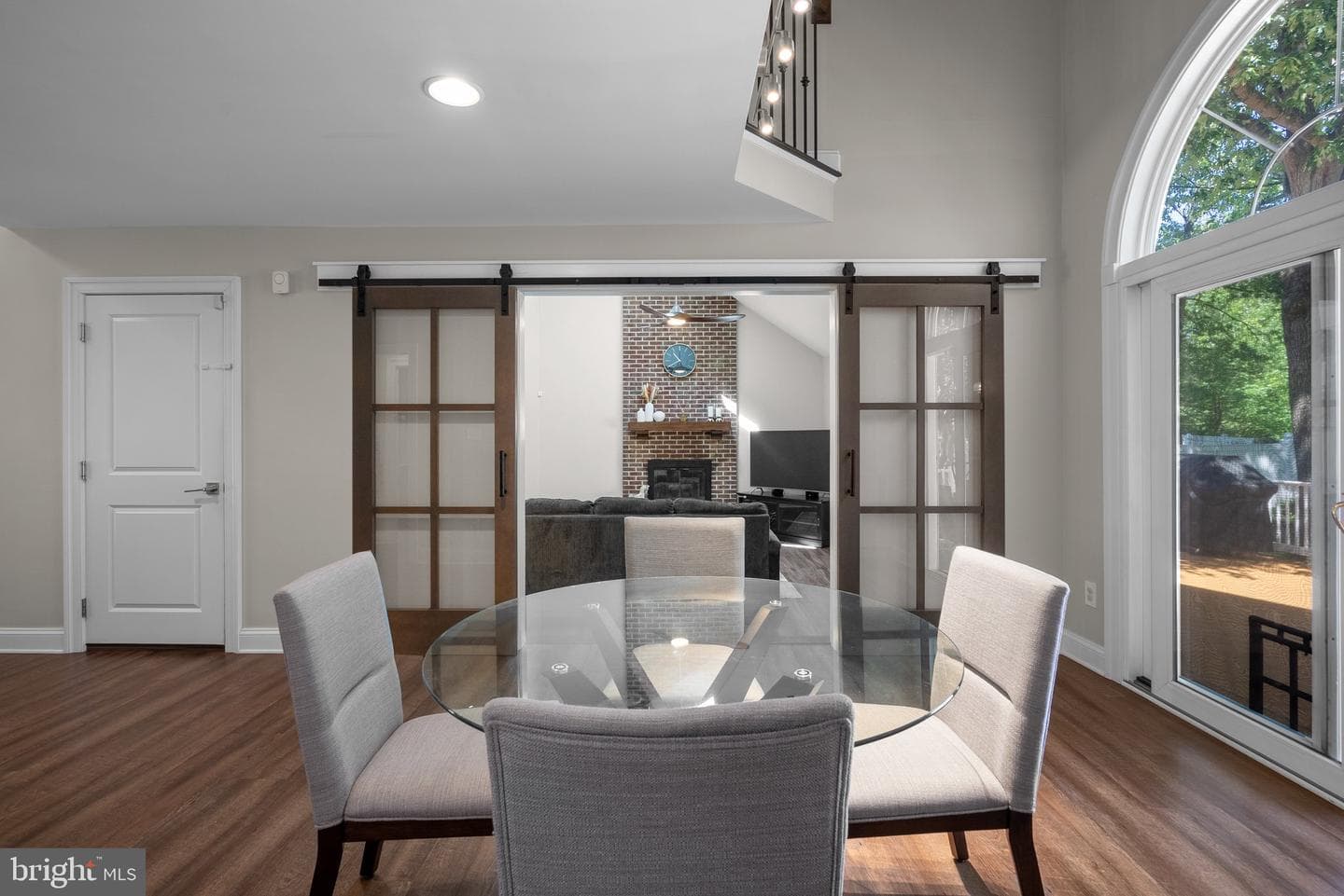 410 Metropolitan Boulevard photo 17