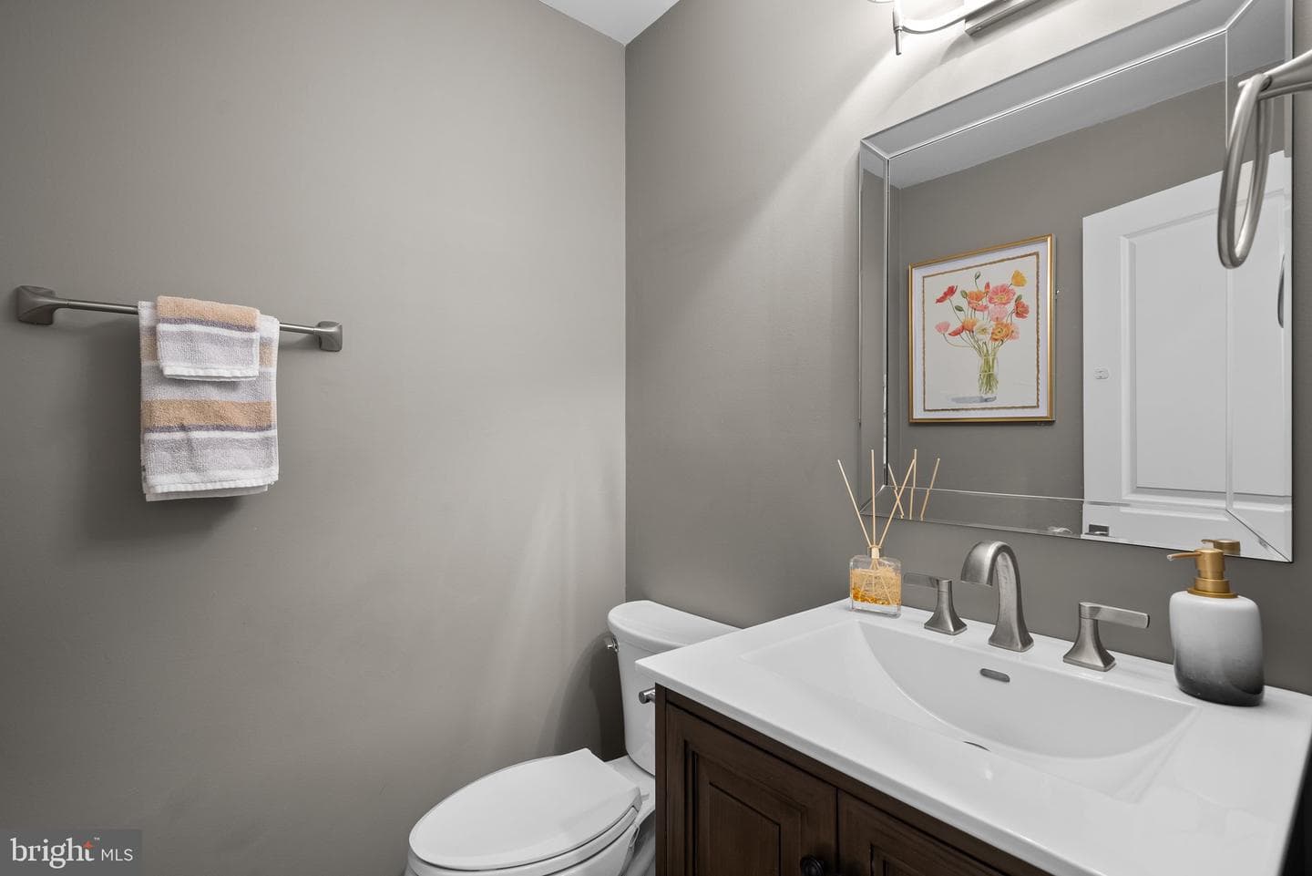410 Metropolitan Boulevard photo 21