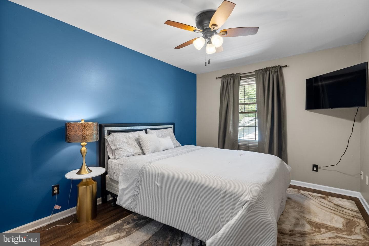 410 Metropolitan Boulevard photo 26